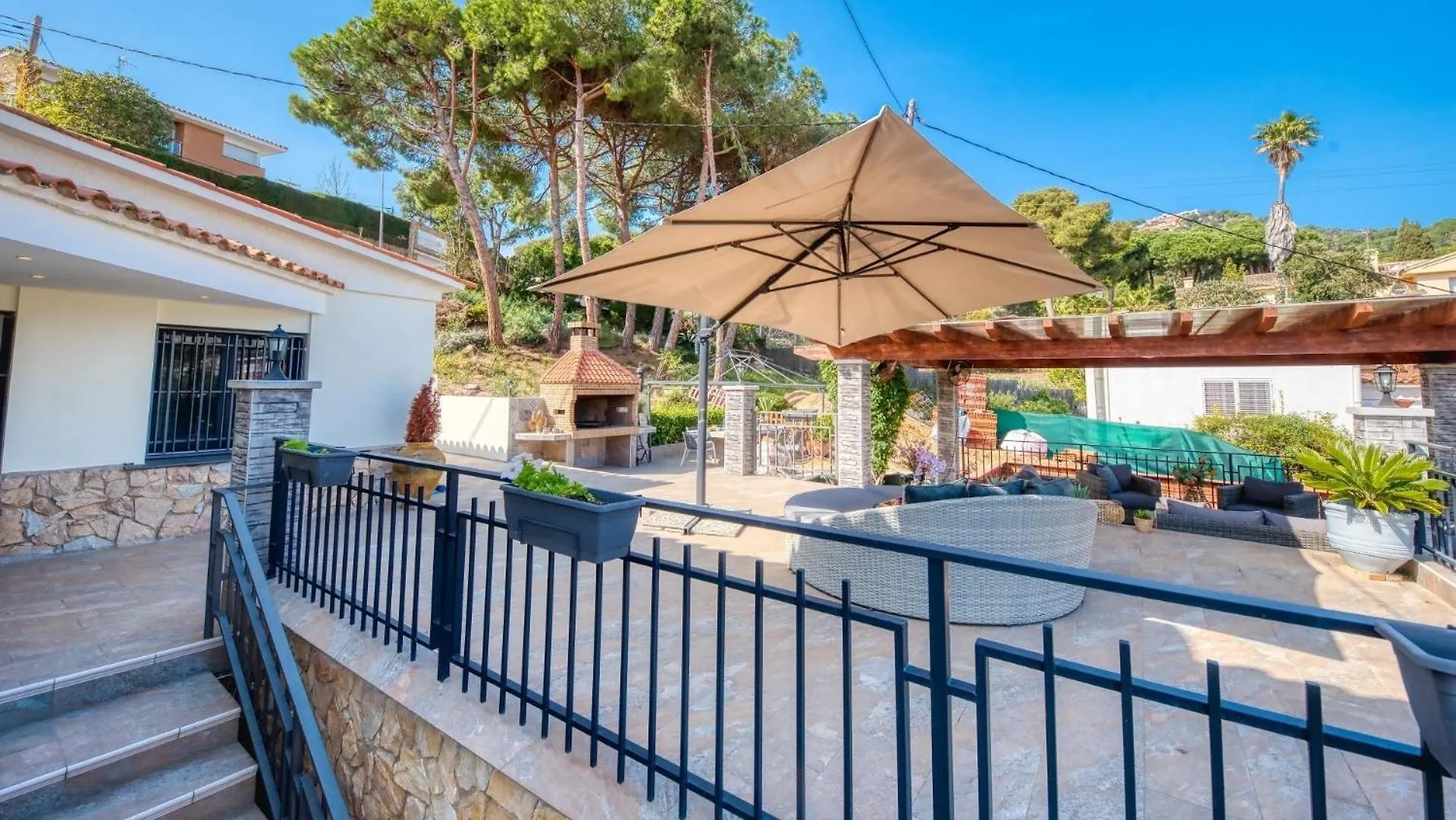 Costacabana - Villa Palmera Lloret de Mar